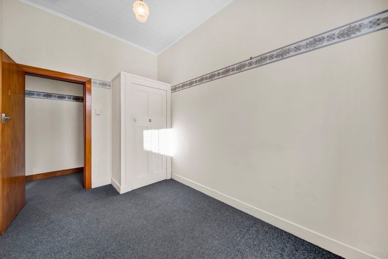 Photo of property in 10 Burns Street, Hawera, 4610
