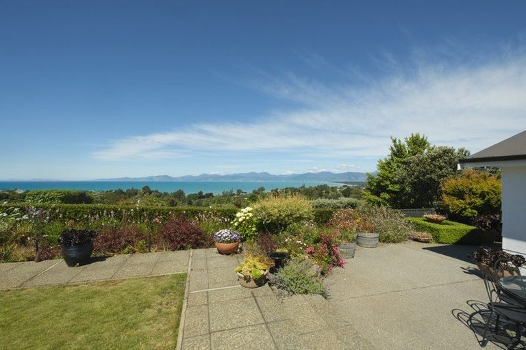 Photo of property in 208 Pomona Road, Ruby Bay, Upper Moutere, 7173