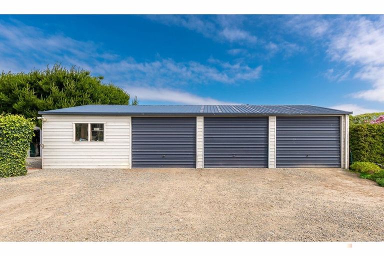 Photo of property in 2458 Waimate Highway, Makikihi, Waimate, 7980