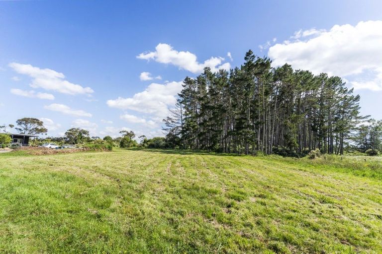 Photo of property in 74 Brookvale Lane, Taupaki, 0782