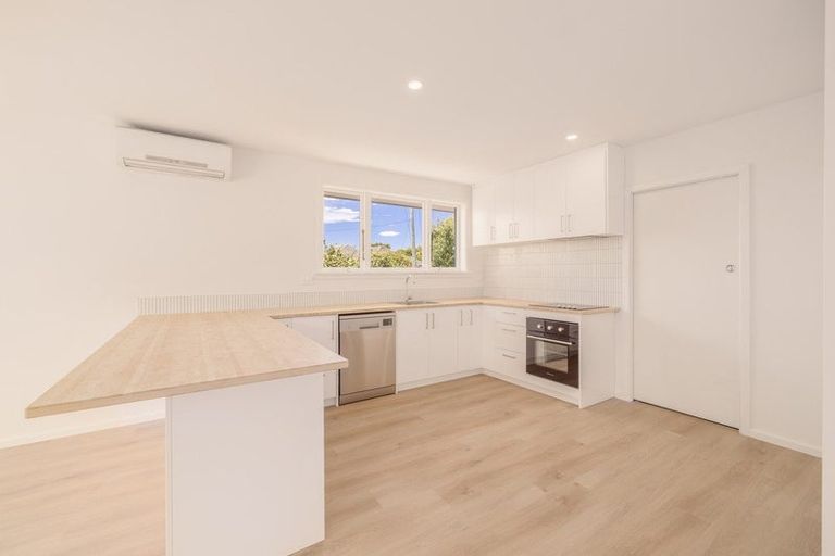 Photo of property in 2 Anstorer Street, Bryndwr, Christchurch, 8053