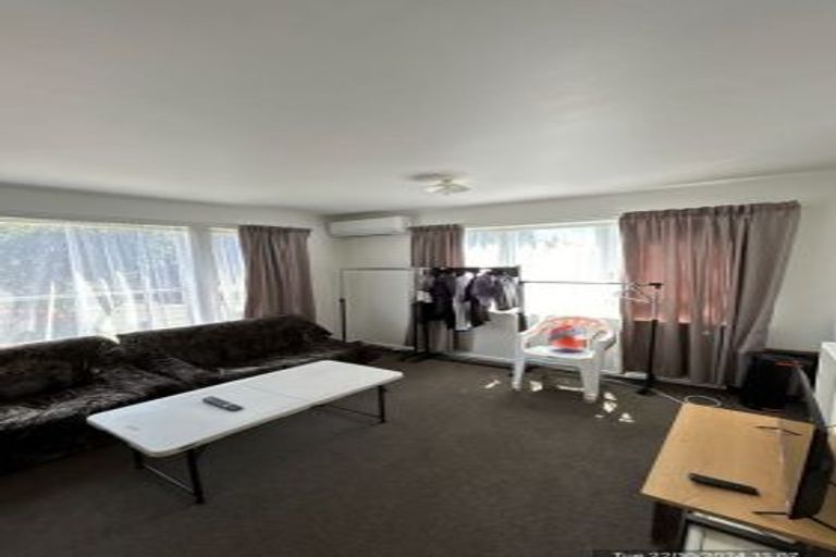 Photo of property in 70-72 Waihemo Street, Waitangirua, Porirua, 5024