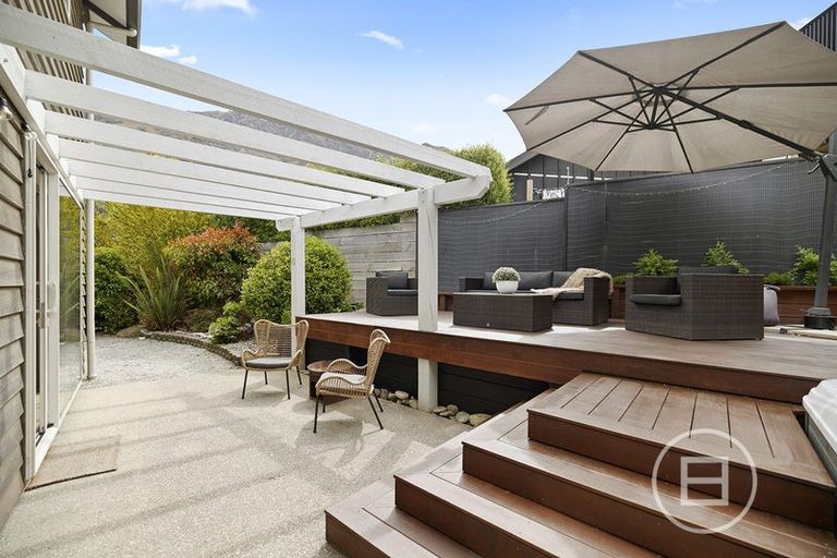 Photo of property in 7 Haines Way, Arthurs Point, Queenstown, 9371