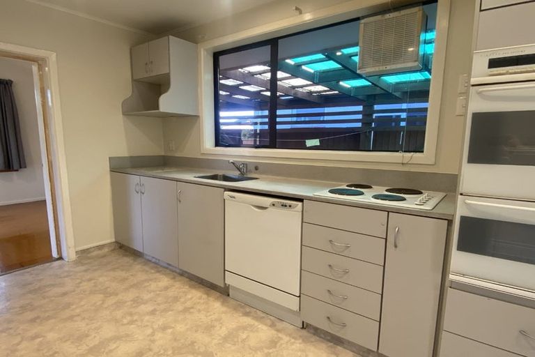 Photo of property in 1 Ribbonwood Place, Hillsborough, Christchurch, 8022