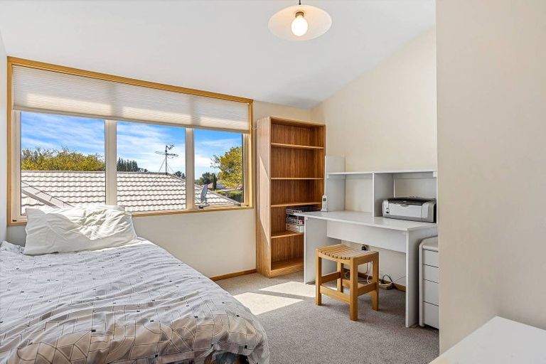 Photo of property in 2/43 Claridges Road, Casebrook, Christchurch, 8051