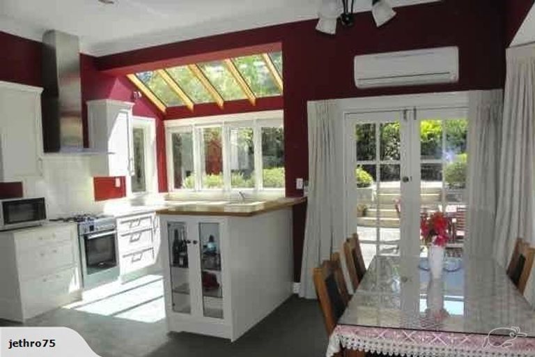 Photo of property in 8 Como Street, Maori Hill, Dunedin, 9010