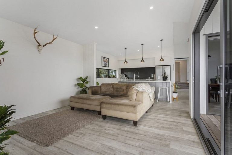 Photo of property in 1312 Papamoa Beach Road, Papamoa Beach, Papamoa, 3118