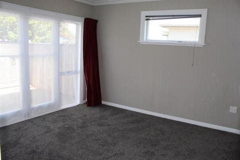 Photo of property in 25 Glasgow Street, Takaro, Palmerston North, 4412