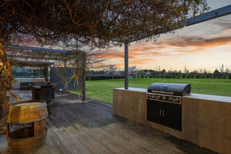 Photo of property in 239 Lawford Road, West Melton, Christchurch, 7676