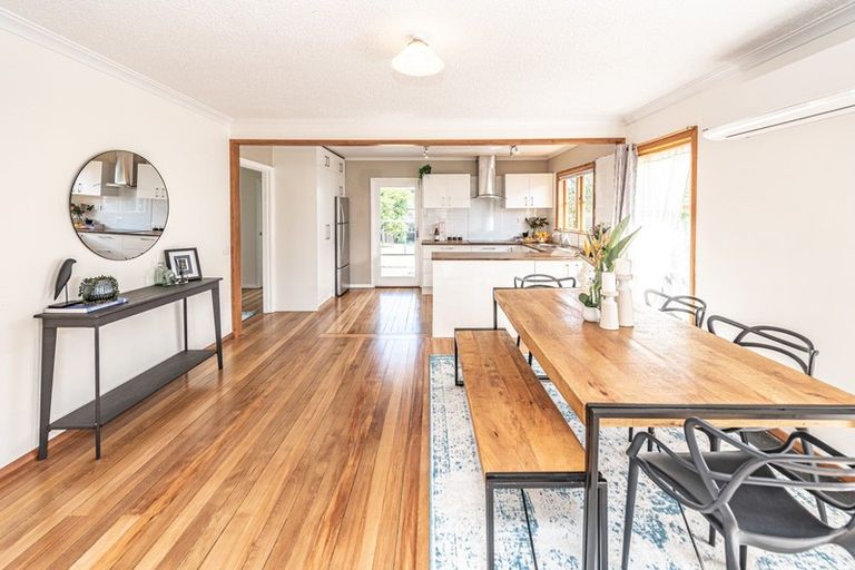 Photo of property in 5 Hurworth Place, College Estate, Whanganui, 4500