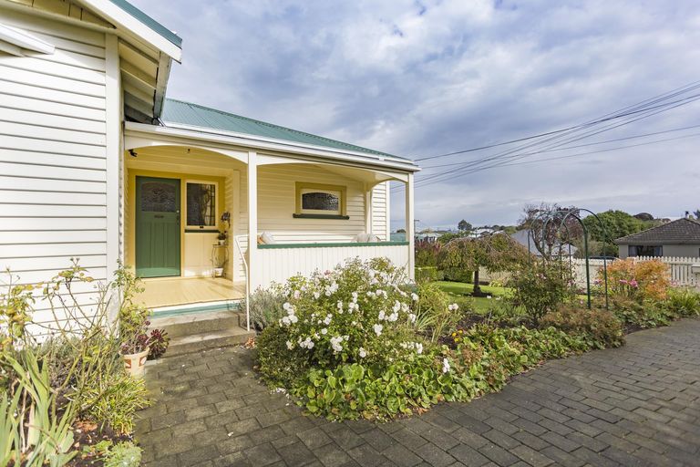 Photo of property in 43 Greta Street, South Hill, Oamaru, 9400