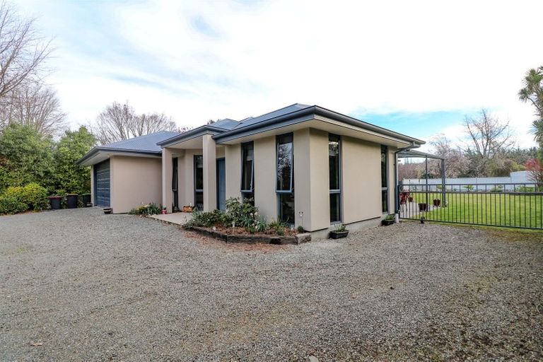 Photo of property in 65 Main North Road, Geraldine, 7930