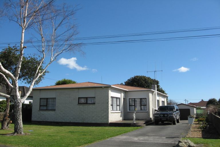 Photo of property in 5 Quinn Road, Levin, 5510
