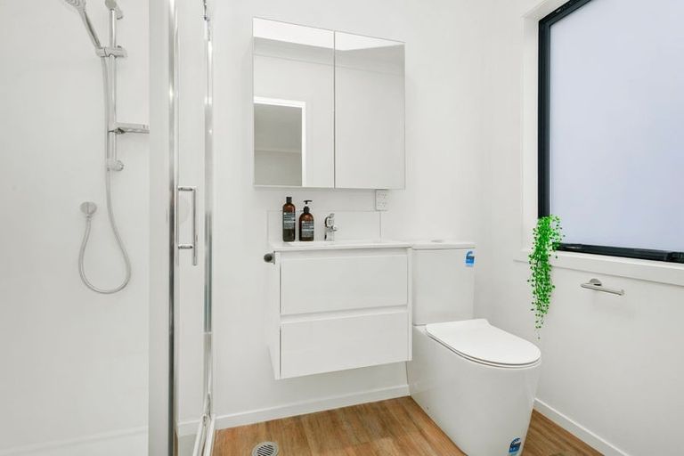 Photo of property in 1d Pembroke Street, Tawa, Wellington, 5028