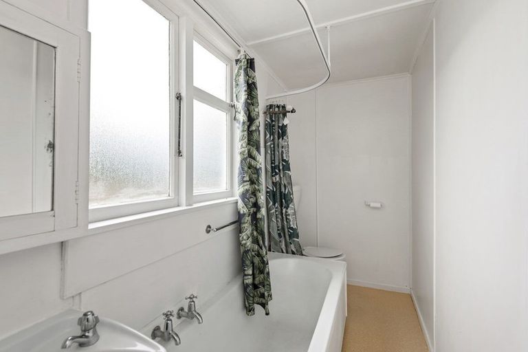 Photo of property in 44 Ngarimu Street, Avonside, Christchurch, 8061