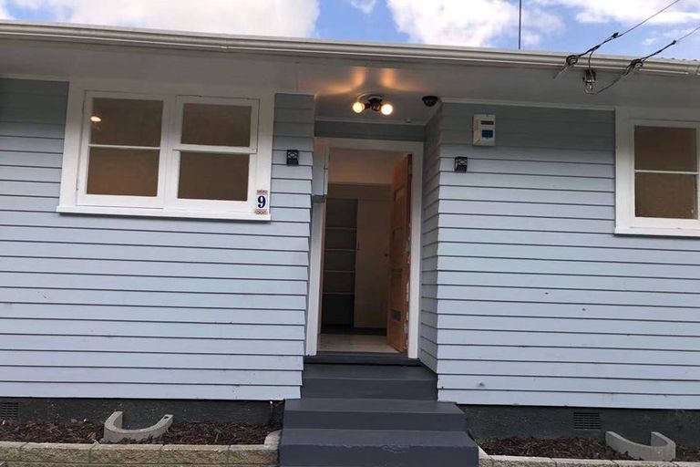 Photo of property in 9 Gribble Grove, Stokes Valley, Lower Hutt, 5019
