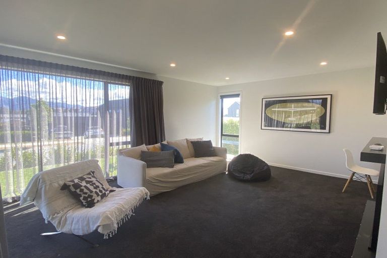 Photo of property in 31 Mount Nicholas Avenue, Wanaka, 9305