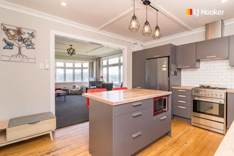 Photo of property in 15 Monowai Road, Ravensbourne, Dunedin, 9022