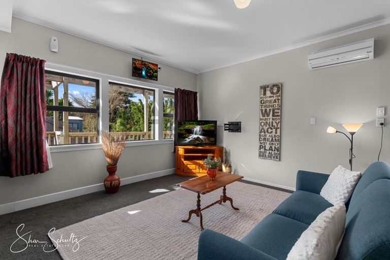 Photo of property in 8 Montaine Place, Maungaturoto, 0520