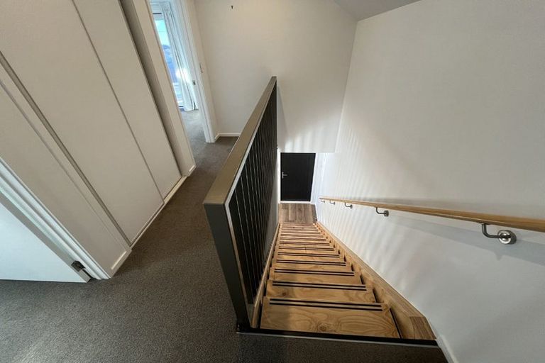 Photo of property in 1/23 Hills Road, Edgeware, Christchurch, 8013
