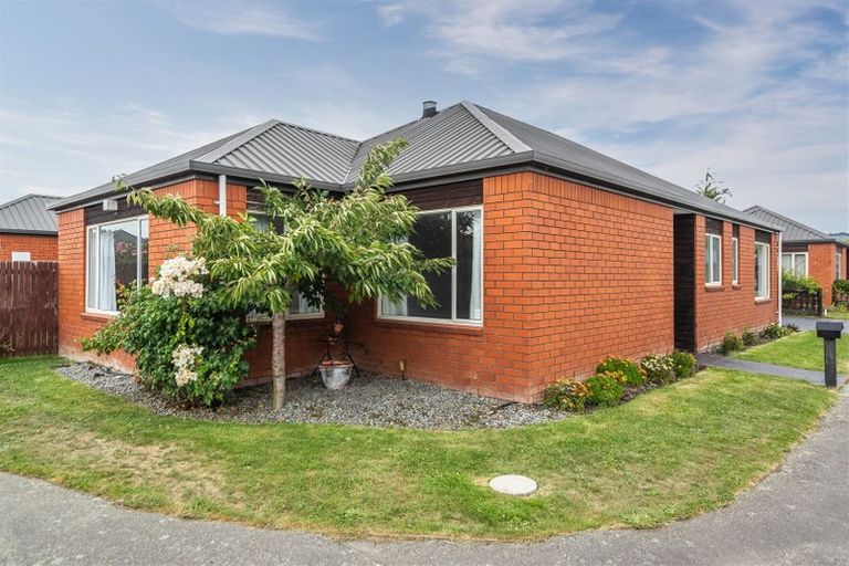 Photo of property in 18 Mcleish Lane, Spreydon, Christchurch, 8024