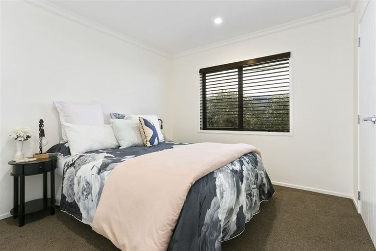 Photo of property in 6 Kettlewell Drive, Silverdale, 0932