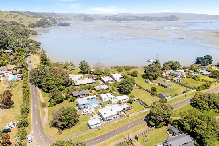 Photo of property in 393 Ohiwa Harbour Road, Waiotahe, Opotiki, 3198