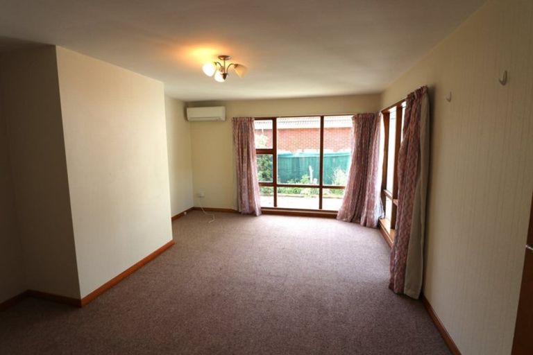 Photo of property in 1 Ballantyne Avenue, Upper Riccarton, Christchurch, 8041