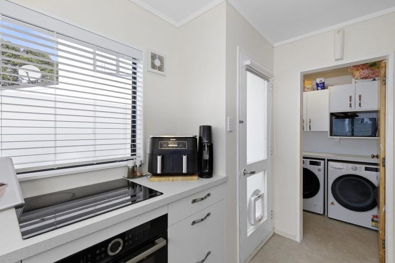 Photo of property in 4/24 Mason Street, Moera, Lower Hutt, 5010