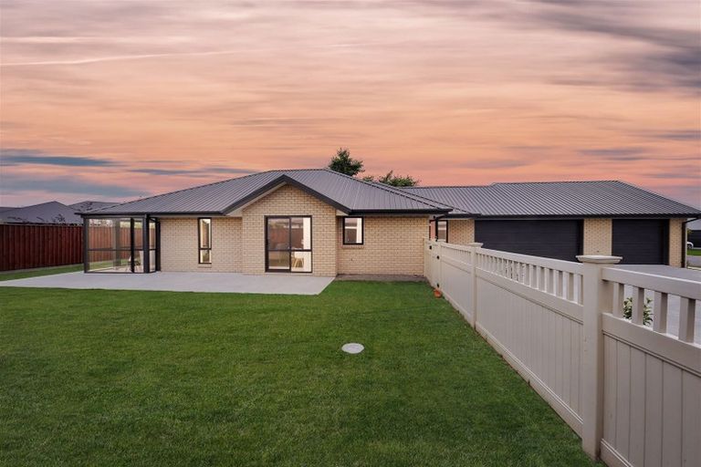 Photo of property in 22 Salisbury Avenue, Rangiora, 7400