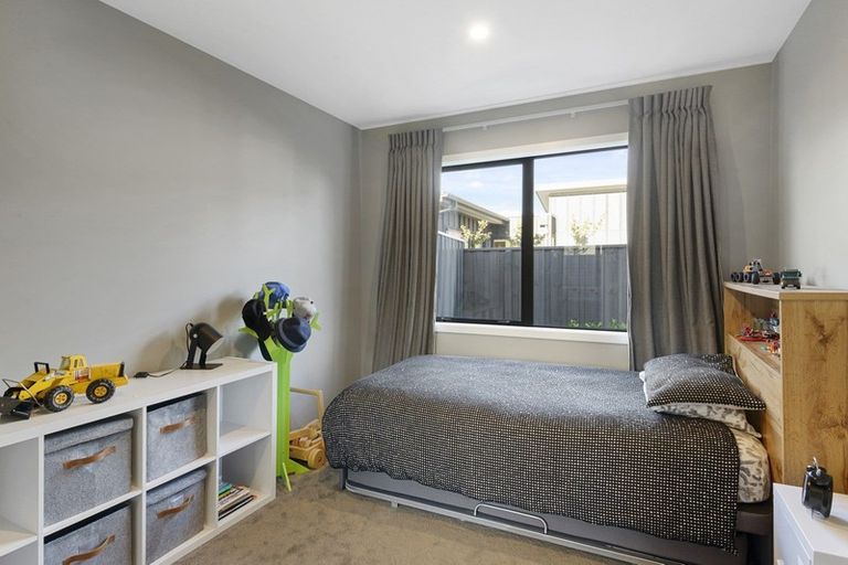 Photo of property in 68 Te Kohanga Drive, Pegasus, 7612