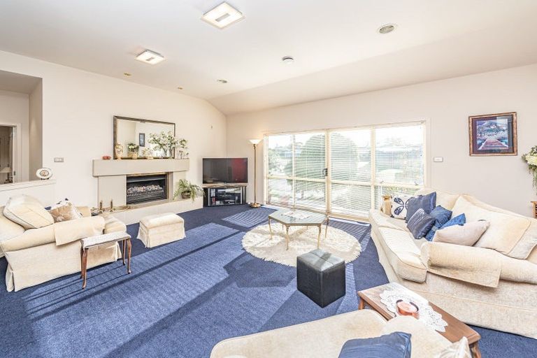 Photo of property in 12 Suffolk Drive, Otamatea, Whanganui, 4500