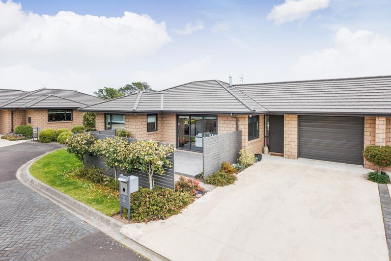 Photo of property in 546/3 Church Street, Terrace End, Palmerston North, 4410