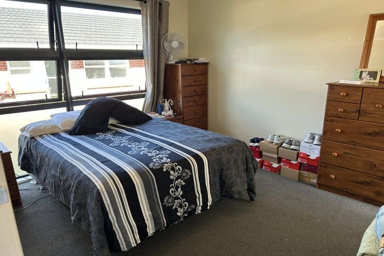 Photo of property in 15 Wainui Avenue, Point Chevalier, Auckland, 1022