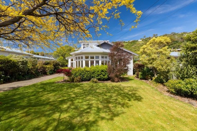 Photo of property in 11 Bay View Road, Moncks Bay, Christchurch, 8081