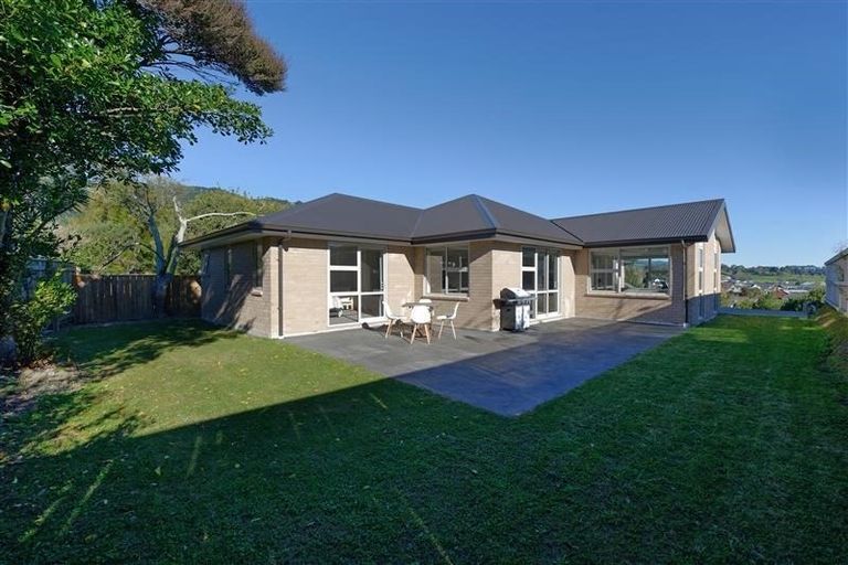 Photo of property in 14 Win Place, Richmond, 7020