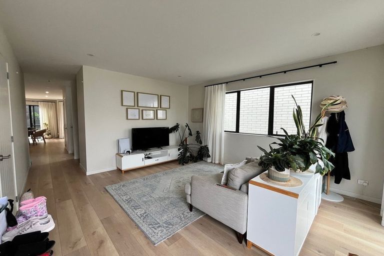 Photo of property in 7 Mita Road, Silverdale, 0932