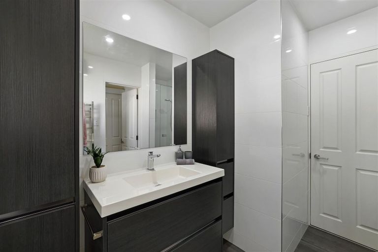 Photo of property in 24 Bucknell Street, Sockburn, Christchurch, 8042