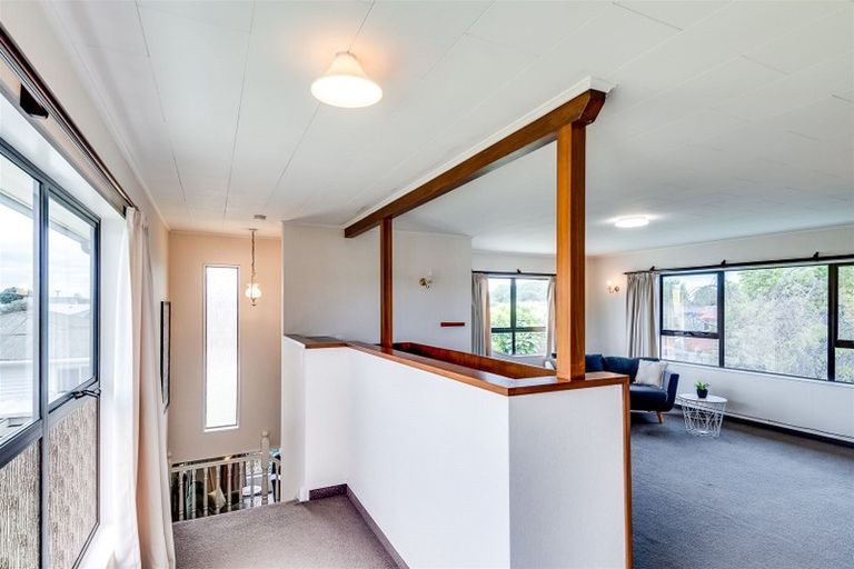 Photo of property in 215 Guppy Road, Taradale, Napier, 4112