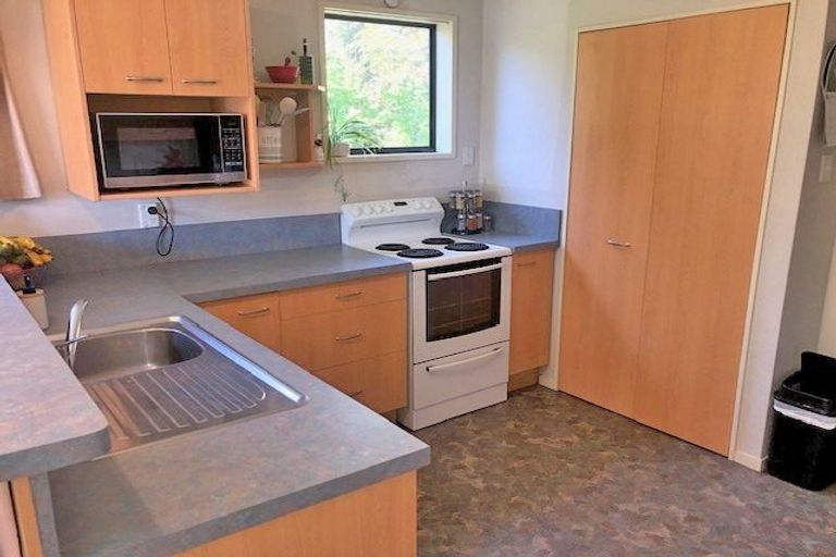 Photo of property in 14 Taiaroa Place, Southbridge, 7602