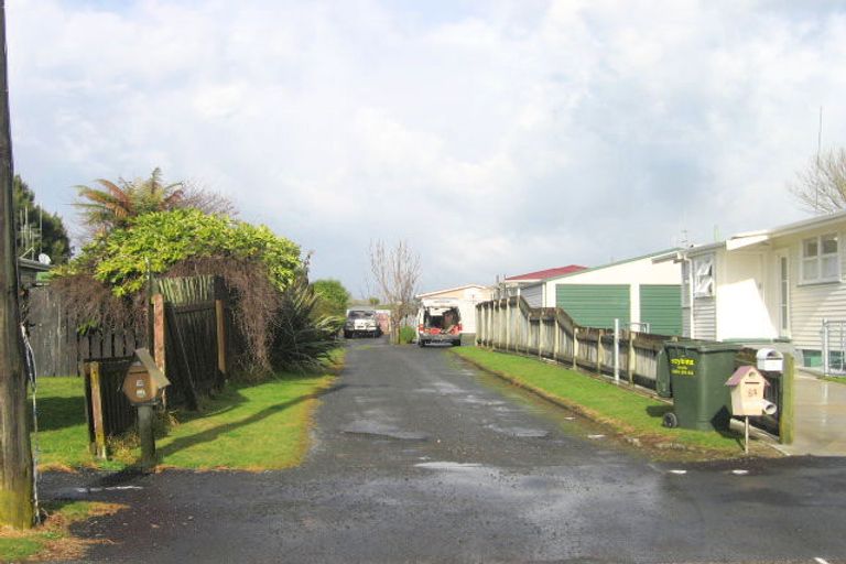 Photo of property in 10 Cricket Place, Melville, Hamilton, 3206