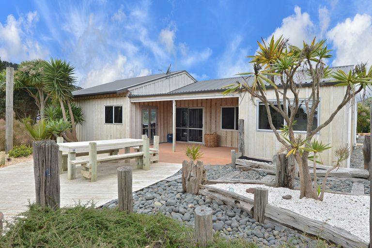 Photo of property in 27 Basil Road, Whangarei Heads, Whangarei, 0174