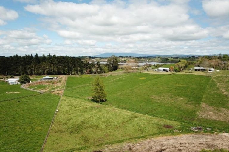 Photo of property in 200 Exelby Road, Burbush, Hamilton, 3288