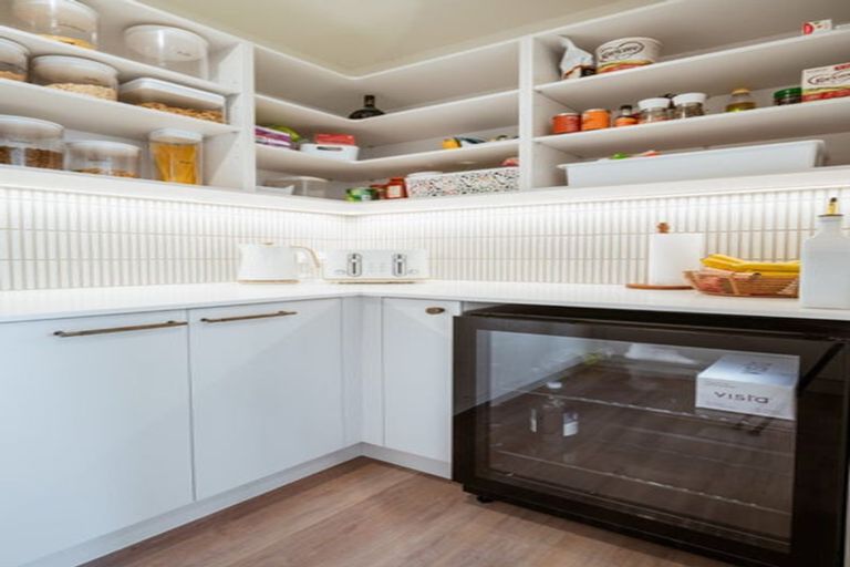 Photo of property in 4 Kuakua Close, Papamoa Beach, Papamoa, 3118