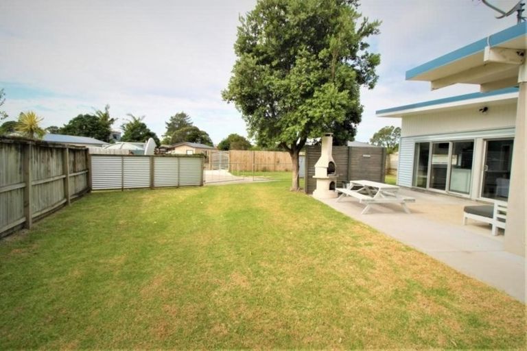Photo of property in 44 Mako Avenue, Whiritoa, Whangamata, 3691