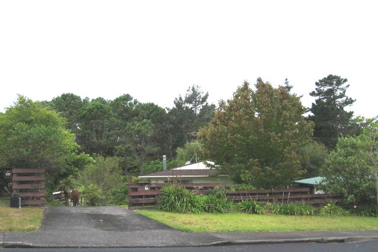 Photo of property in 6 Regency Place, Sunnynook, Auckland, 0632