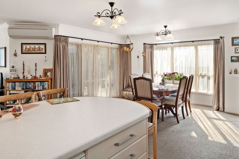 Photo of property in 9 Great West Road, Matipo Heights, Rotorua, 3015