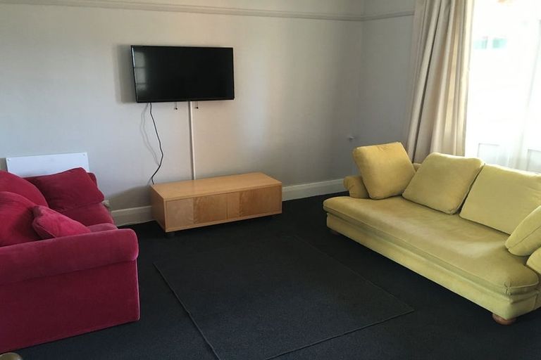 Photo of property in Fire Station Apartments, 54 Northland Road, Northland, Wellington, 6012