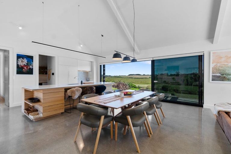 Photo of property in 28 Capriole Crescent, Kingseat, Papakura, 2580