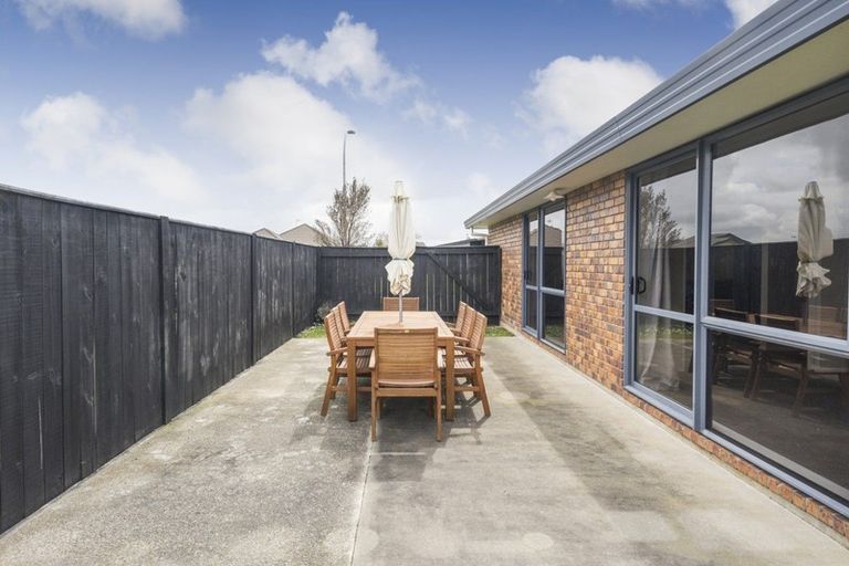 Photo of property in 40 Brooklyn Heights Drive, Kelvin Grove, Palmerston North, 4414